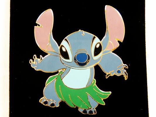 ディズニーオークション　リロ&スティッチ　ピンズ　ピンバッジ 消防車 ディズニーオークション リロ&スティッチ ピンズ ピンバッジ