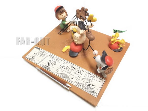 スヌーピー snoopy peanuts ホールマーク　2016 フィギュア The Peanuts® Gallery Beagle Scouts Limited Edition Figurine