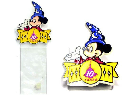 TDL 10周年記念 パスポートホルダーケース ディズニー : FAR-OUT