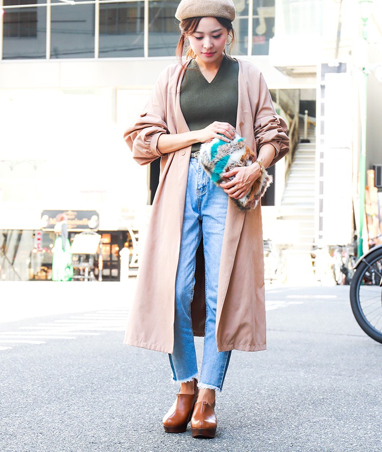 送料無料 ファー サンダル 厚底 サボ 秋 レディース ボア 歩きやすい