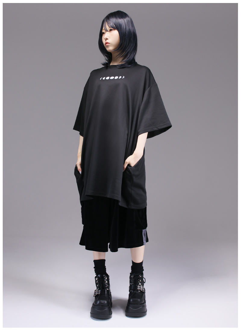 最短即日出荷]Favorite フェイバリット 月の満ち欠けゴシックTシャツ