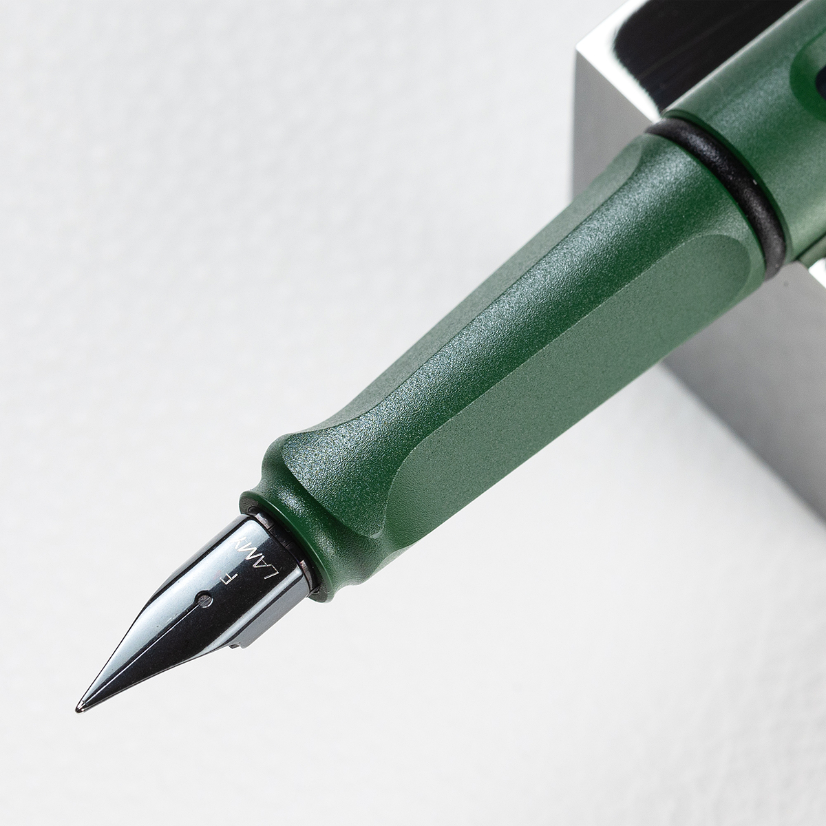 LAMY safari ラミー／サファリ 万年筆 限定カラー フィールドグリーン
