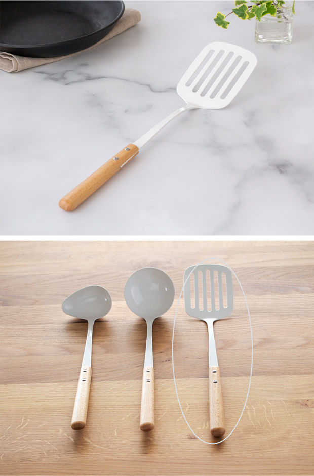 2/25はポイント10倍／ ターナー 琺瑯 ホーロー 持ち手 木 natural