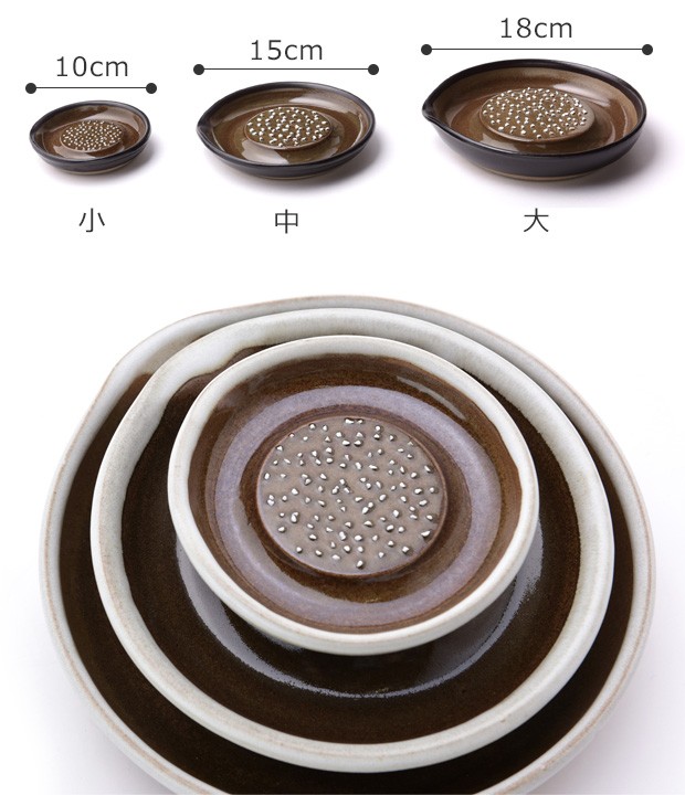 もとしげ おろし器 小 10cm 陶器 セラミック おろし しょうが わさび 小さい 滑り止め付き 日本製 石見焼 元重製陶所