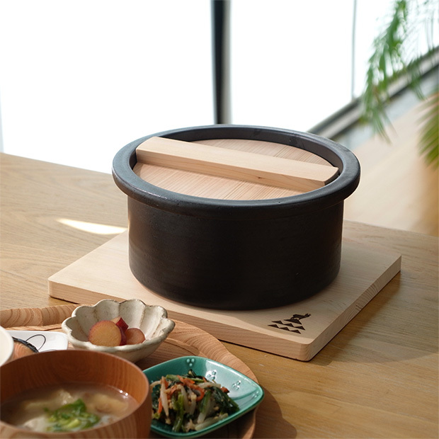 かもしか道具店 ひのきの敷板 大 しき板 木製 檜 鍋敷き ポットマット グリル まな板 カッティングボード 日本製