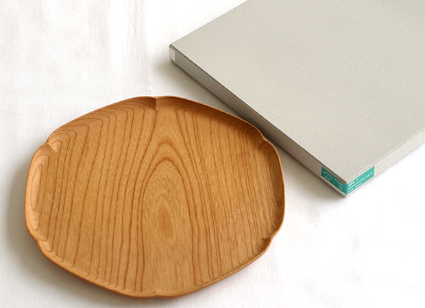 四十沢木材工芸 KITO 雪輪盆 中 ケヤキ 個別販売 日本製 お盆 トレー 木製 雪 AIZAWA Wood Works