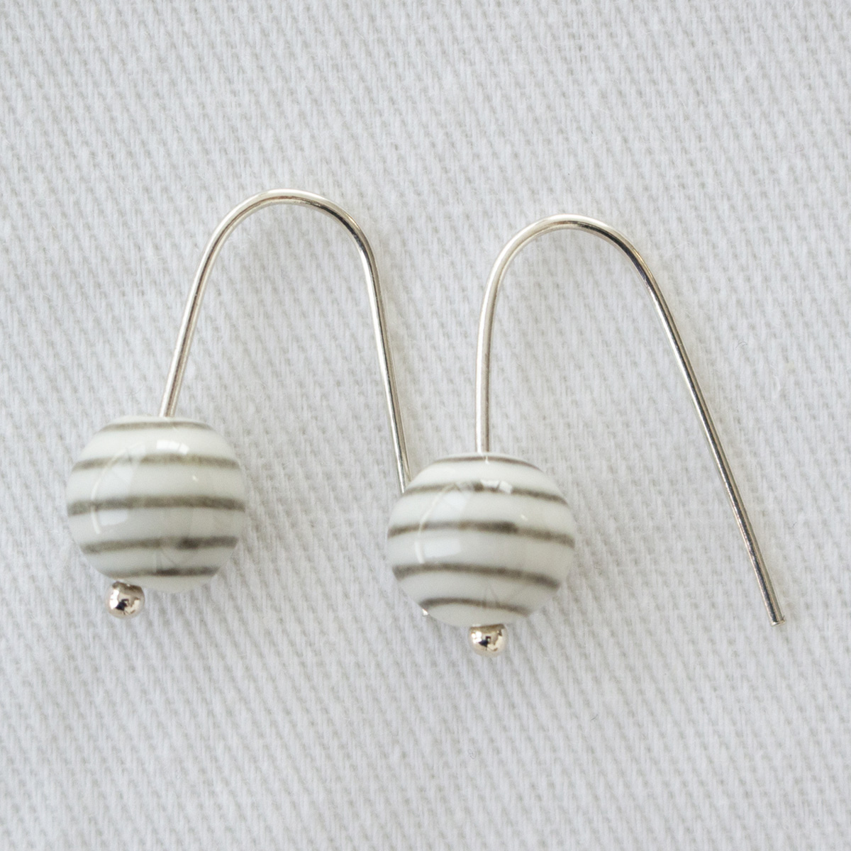 Anne Black アンヌ・ブラック ピアス レディース stripes ストライプ フックピアス アンヌブラック stripes hook earring_2