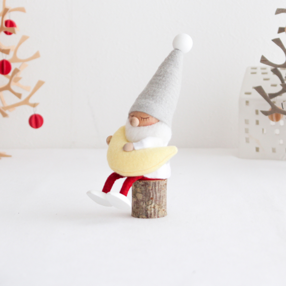 12/17-12/25限定 クーポンで10%OFF] ノルディカニッセ お座りねんね