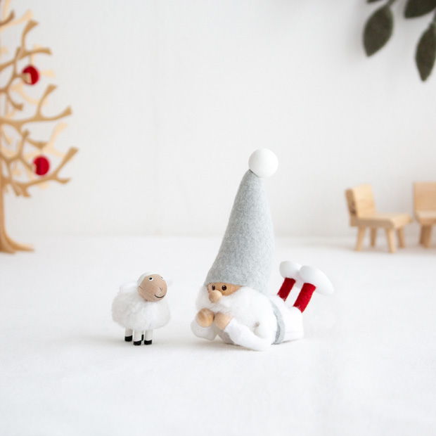 今季完売】ノルディカニッセ 2点 セット 子羊 メリー ＋ 寝転がる