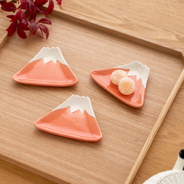 2/22はポイント10倍／ 富士 手づくり 小皿 あかいろ 3枚セット カタチ