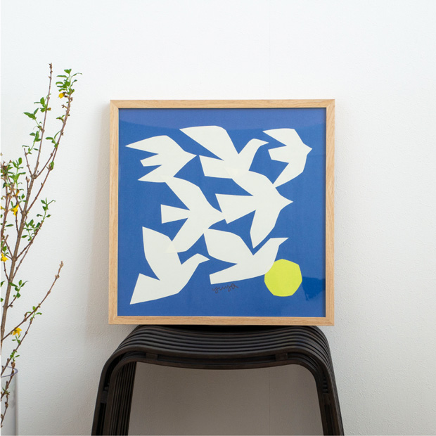 ポスター フレーム付き FLYING BIRDS 42.5×42.5cm 木製 正方形 ポスターフレーム 鳥 アートポスター YUYA ユウヤ 切り絵作家 bicosya 美工社