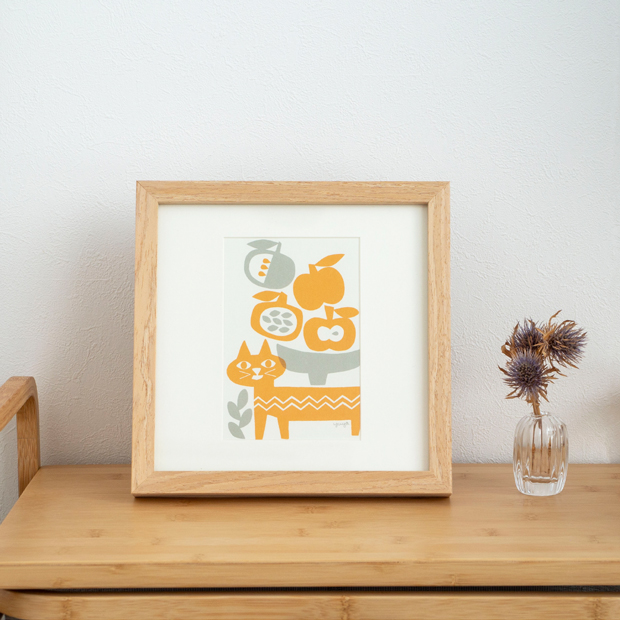 ポスター フレーム付き フルーツを運ぶ猫 22.5×22.5cm 木製 正方形 ポスターフレーム 猫 アートポスター YUYA ユウヤ 切り絵作家 bicosya 美工社