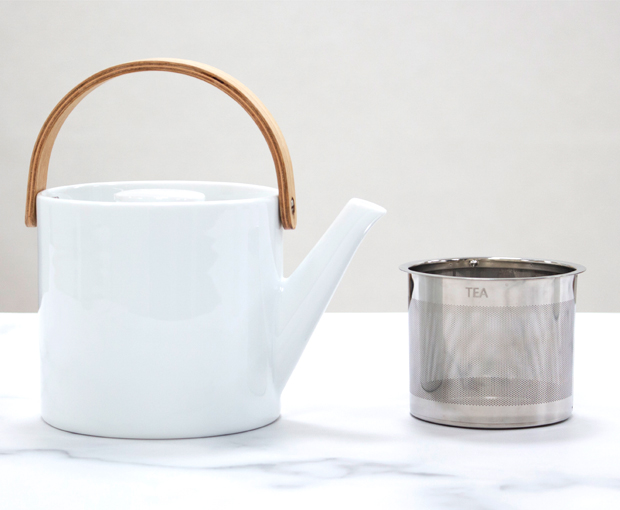 10/11はポイント10倍／ ティーポット 茶こし付き おしゃれ 500ml 陶器