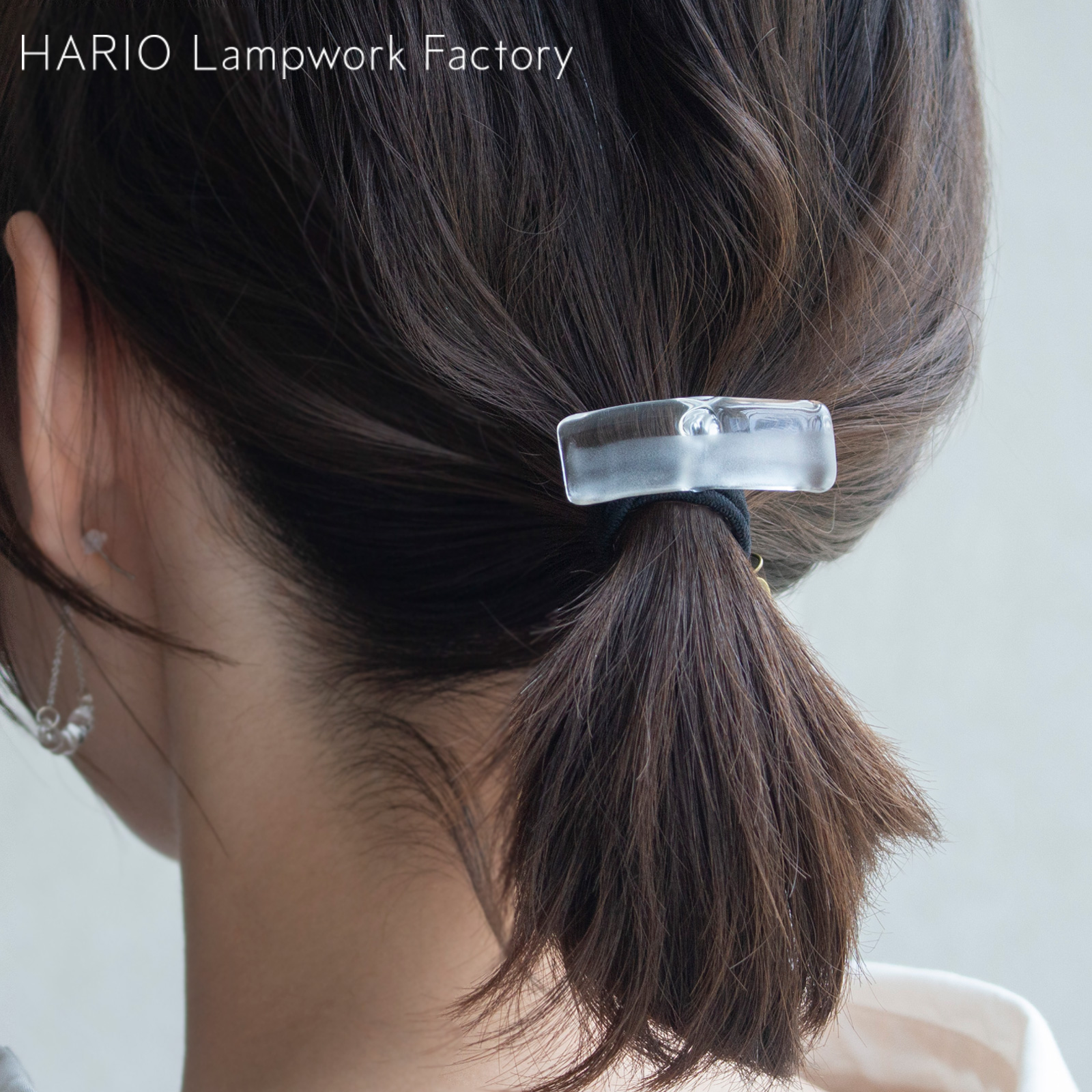 ハリオ ヘアゴム スモーク ガラス製 HARIO Lampwork Factory 手作り 日本製 ヘアアクセサリー 大人っぽい レディース
