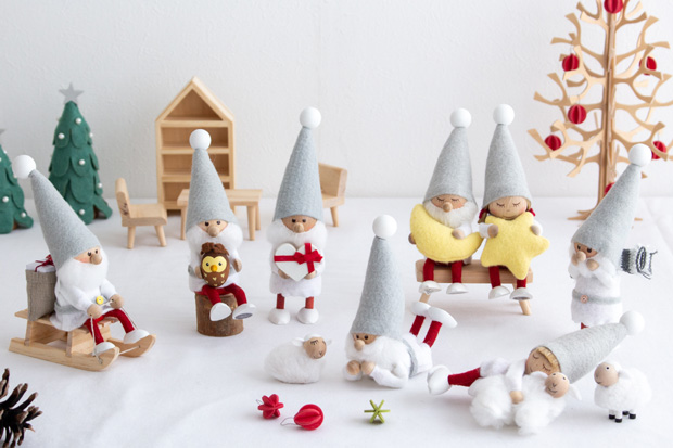 ノルディカニッセ タツノオトシゴを抱えたサンタ 干支 サイレント