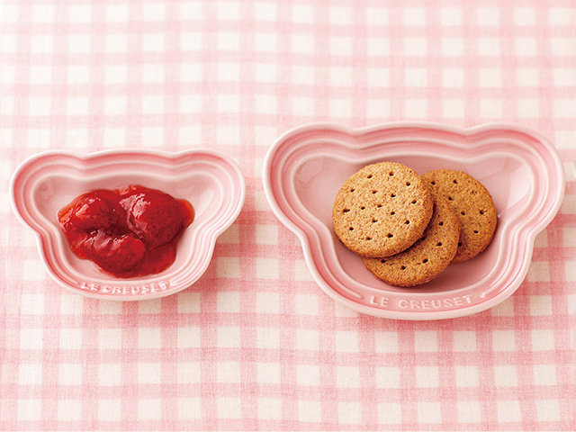 【新品未使用✨】LE CREUSETル・クルーゼベビー用食器セット離乳食　ピンク Le Creuset ベビー キッズ 子ども用 離乳食 ル・クルーゼ 公式