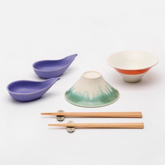 『一富士二鷹三茄子』飯碗セット　限定作家物 Floyd 富士箱 一富士二鷹三茄子 桐箱入り | キッチン,テーブル