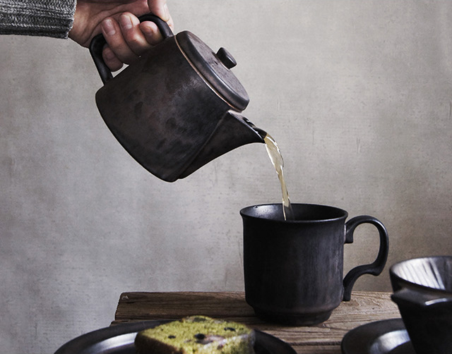 CHIPS ANCIENT POTTERY Pot(ティーポット 陶器 白 北欧 おしゃれ