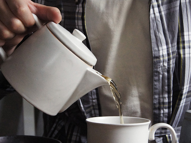 CHIPS ANCIENT POTTERY Pot(ティーポット 陶器 白 北欧 おしゃれ