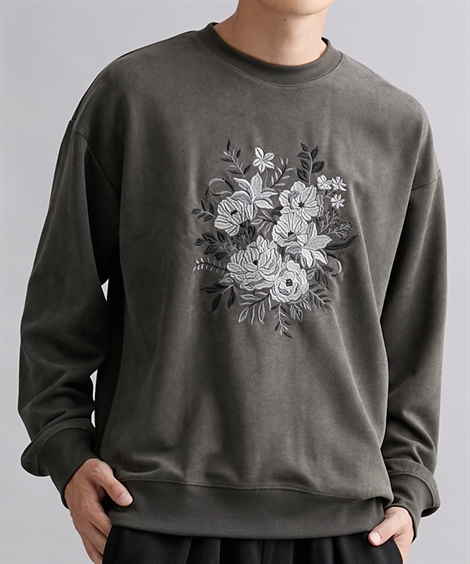 【着用2回、クリーニング出し済】N°21 ブラック スウェット 花モチーフ 着用2回、クリーニング出し済】N°21 ブラック スウェット 花モチーフ