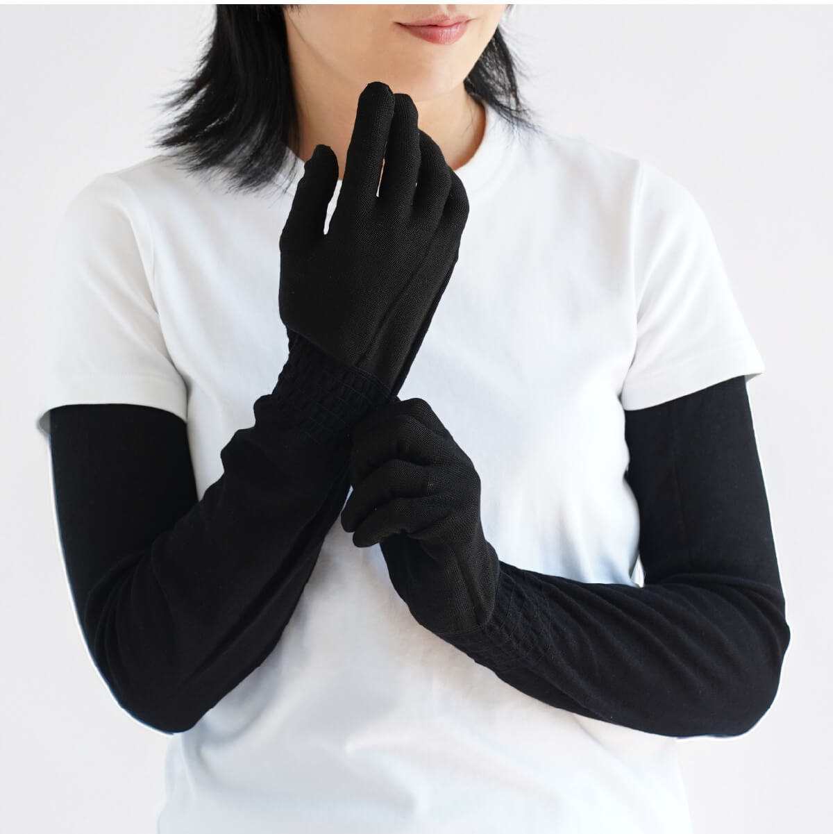 アームカバー 指先まで スマホ対応 シルク混 UV手袋 ロング丈 絹屋 アームカバー UV アームカバー uvカット アームカバー UV レディース スマホ対応 スマホ 対応 | 絹屋 | 01