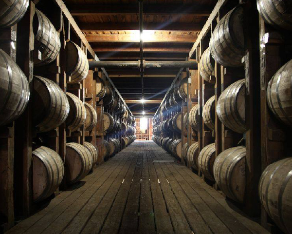 ブラントン ウイスキー ストレート フロム ザ バレル 並行 箱付 700ml