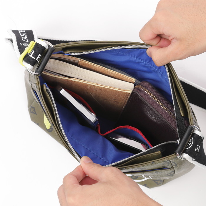 カステルバジャック CASTELBAJAC B5ショルダーバッグ サシャ sacha