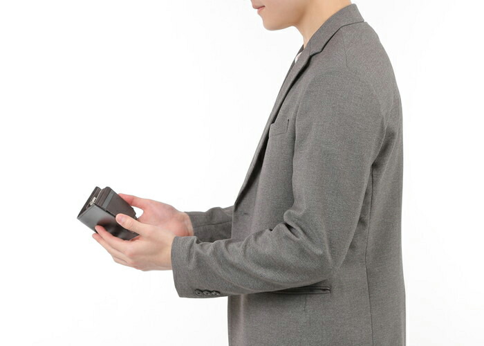 TAKEO KIKUCHI タケオキクチ ピエール 二つ折り財布 カード段6 181618 |  | 02