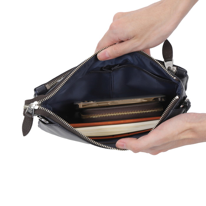 TAKEO KIKUCHI タケオキクチ セレーノ レザークラッチバッグ ミニ