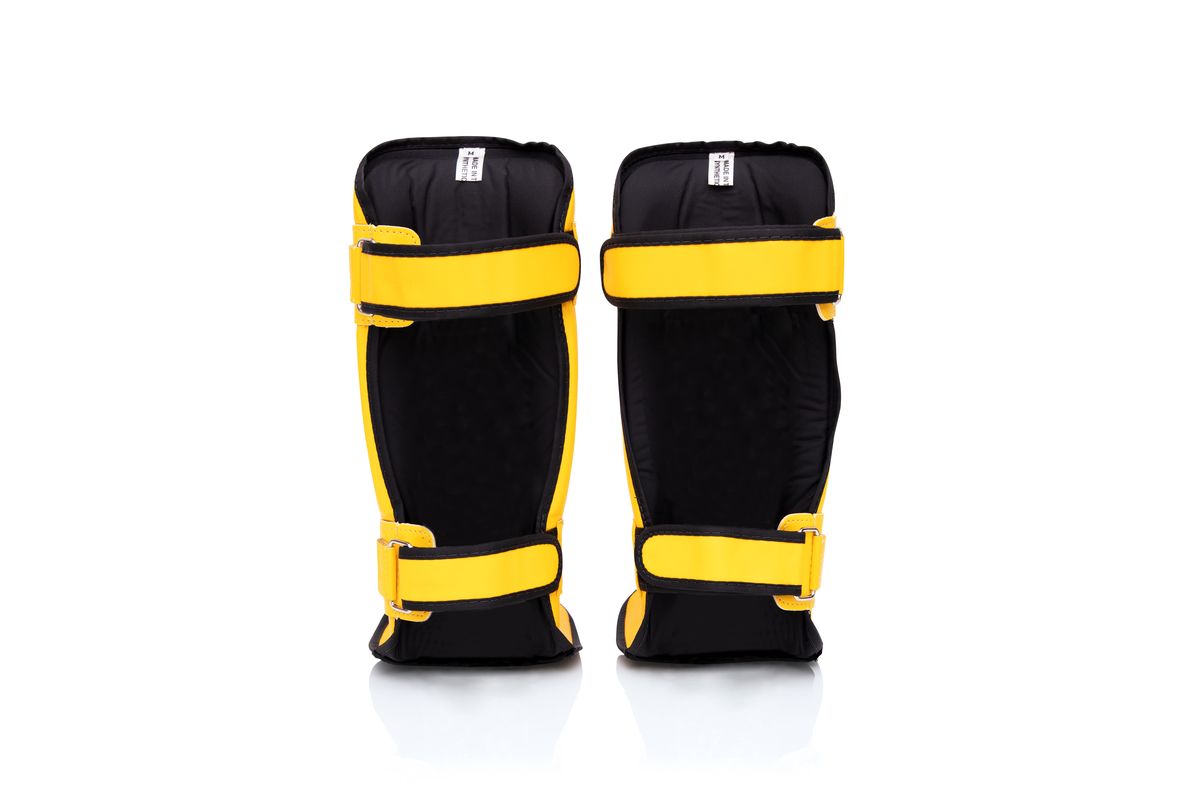 フェアテックス Fairtex シンガード SP3 すね当て ムエタイ キックボクシング 空手 MMA 脚 プロテクター レガース 子供 キッズ 格闘技 スパーリング 脛当て 防具 |  | 17