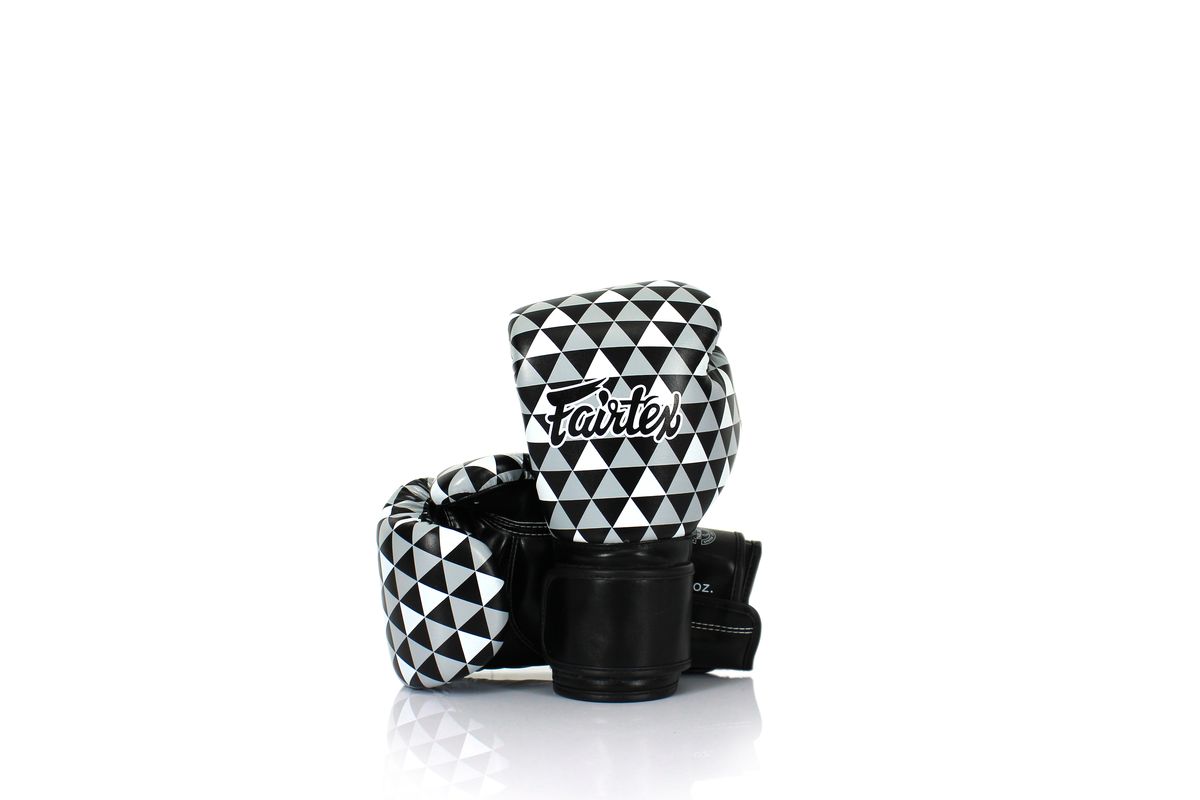 フェアテックス Fairtex BGV14 ボクシンググローブ 8オンス 10