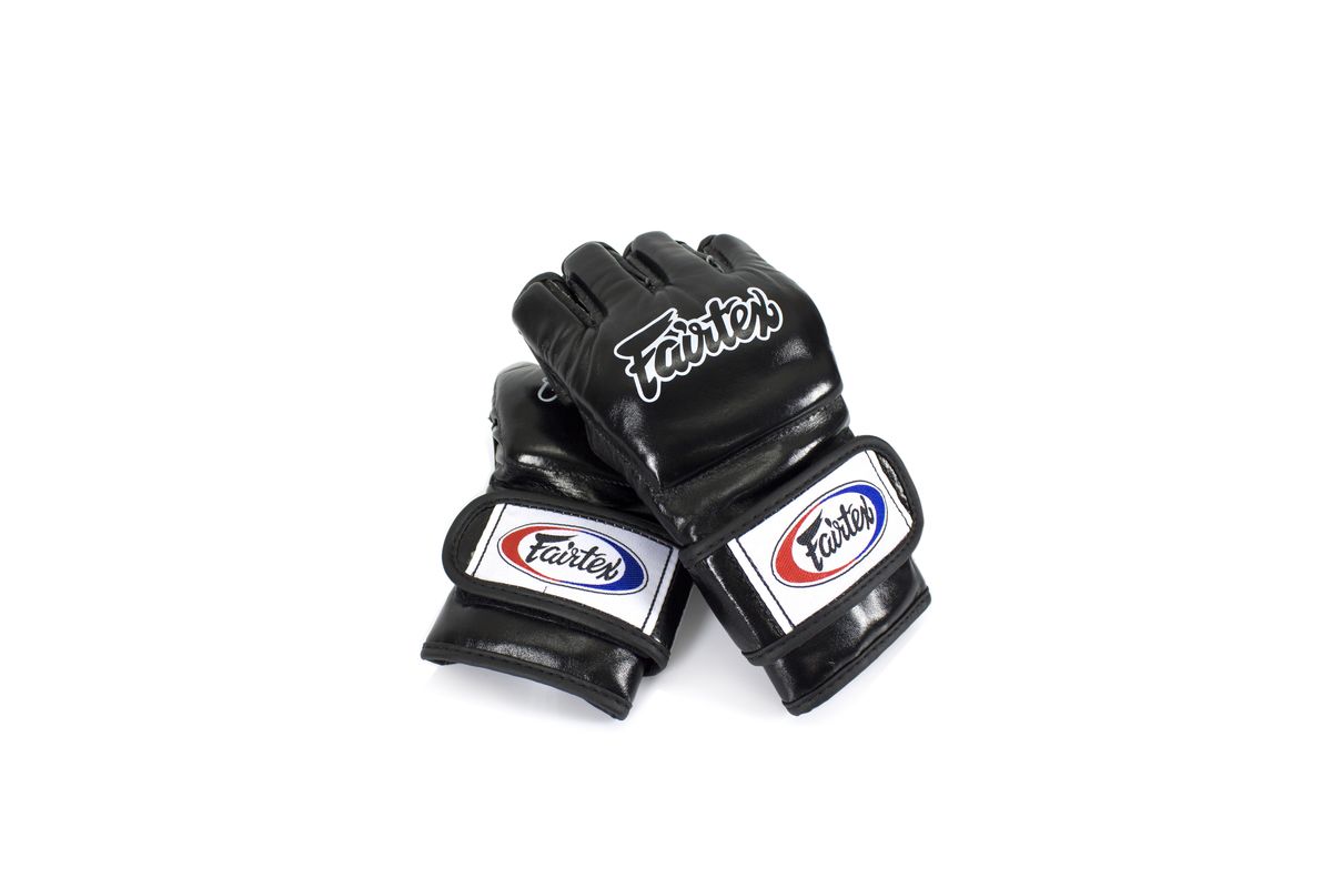 Fairtex ONE オープンフィンガーグローブ Mサイズ ブラック Fairtex ONE オープンフィンガーグローブ Mサイズ ブラック