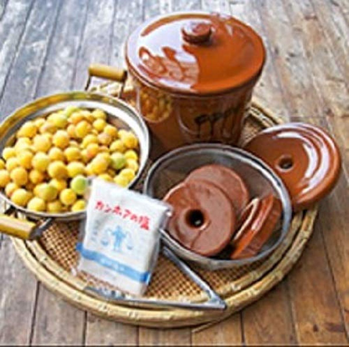 ヤマキイカイ J33 重石 漬物石 2kg アメ色 陶器 丸型 押し石 漬物用