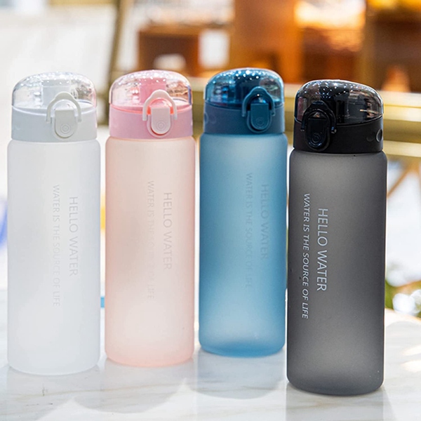 水筒 クリアボトル 780ml BPAフリー ワンタッチ 目盛り付き ウォーター
