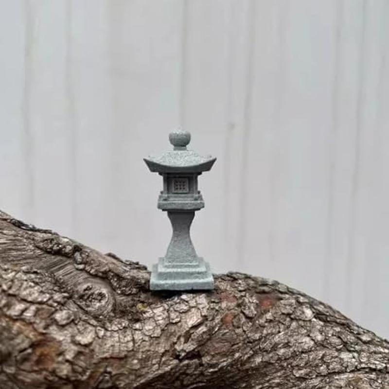 春日灯篭（かすがとうろう）岡崎型雪見灯篭 六角雪見灯籠 丸雪見 燈籠