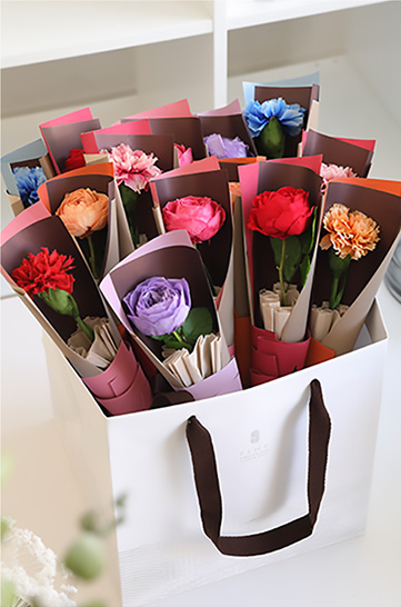 プリザーブドフラワー ギフト プレゼント ブーケ お祝い 女性 記念日 インテリア ディスプレイ 誕生日 結婚祝い 