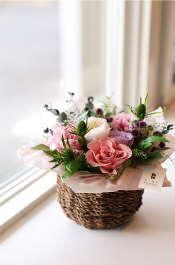 プリザーブドフラワー ギフト プレゼント 女性 記念日 ローズ インテリア ディスプレイ 誕生日 結婚祝い アレンジメント