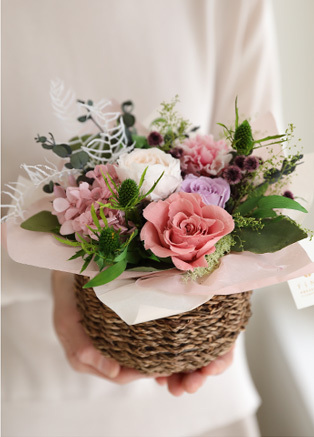 プリザーブドフラワー ギフト プレゼント 女性 記念日 ローズ インテリア ディスプレイ 誕生日 結婚祝い アレンジメント