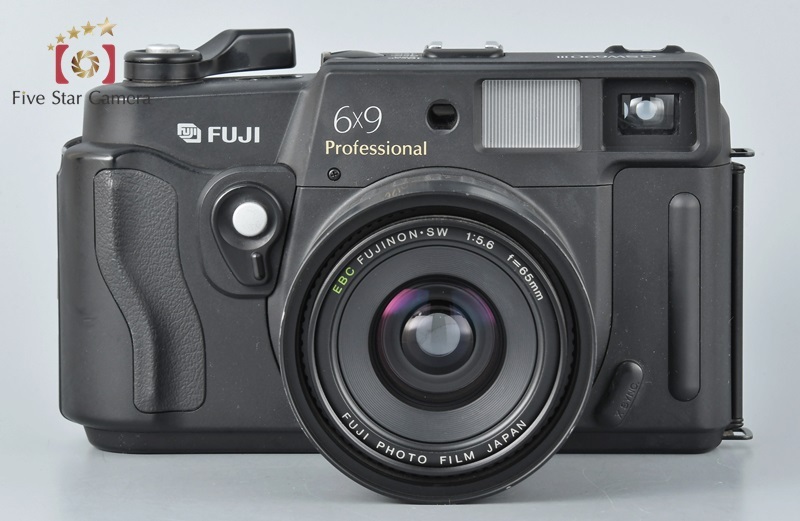 FUJIFILM 富士フイルム GSW690III Professional 中判フィルムカメラ