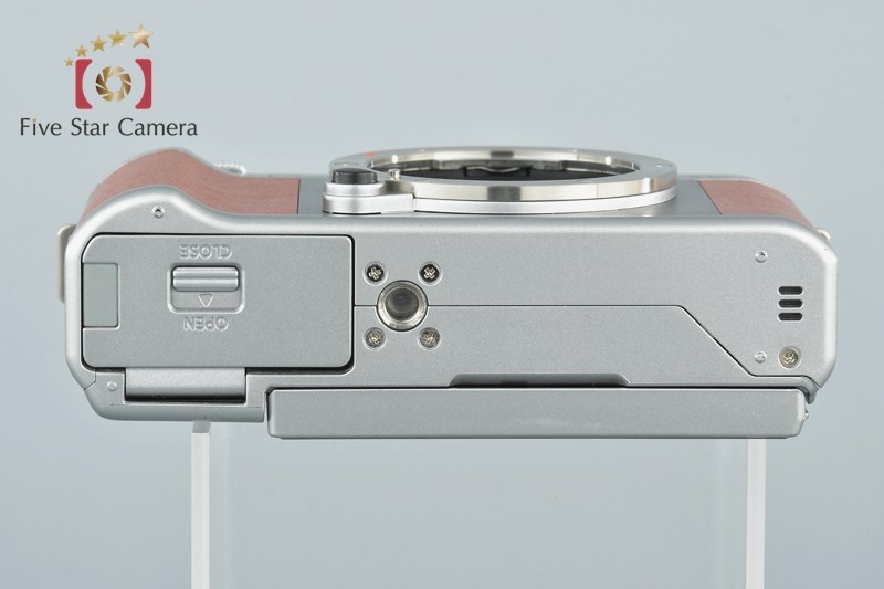 FUJIFILM 【中古】FUJIFILM 富士フイルム X-A5 ブラウン ミラー FUJIFILM 【中古】FUJIFILM 富士フイルム X-A5 ブラウン ミラー