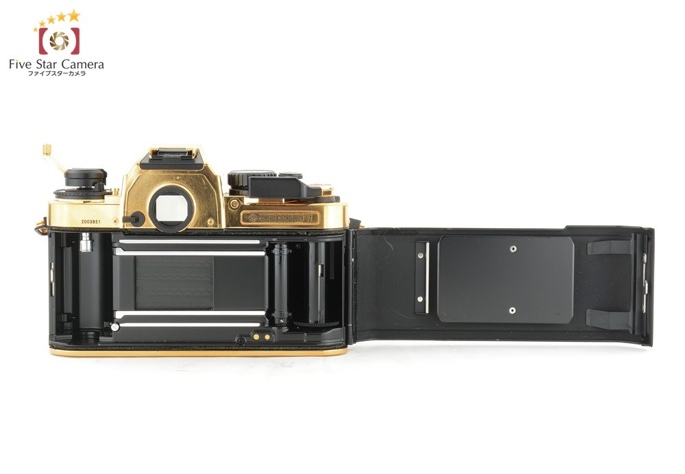nikon-fa-gold-0421-007.jpg