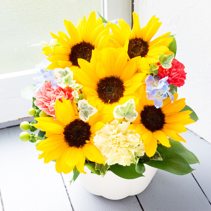 FlowerKitchen 花 誕生日 選べる季節のアレンジメント ひまわり