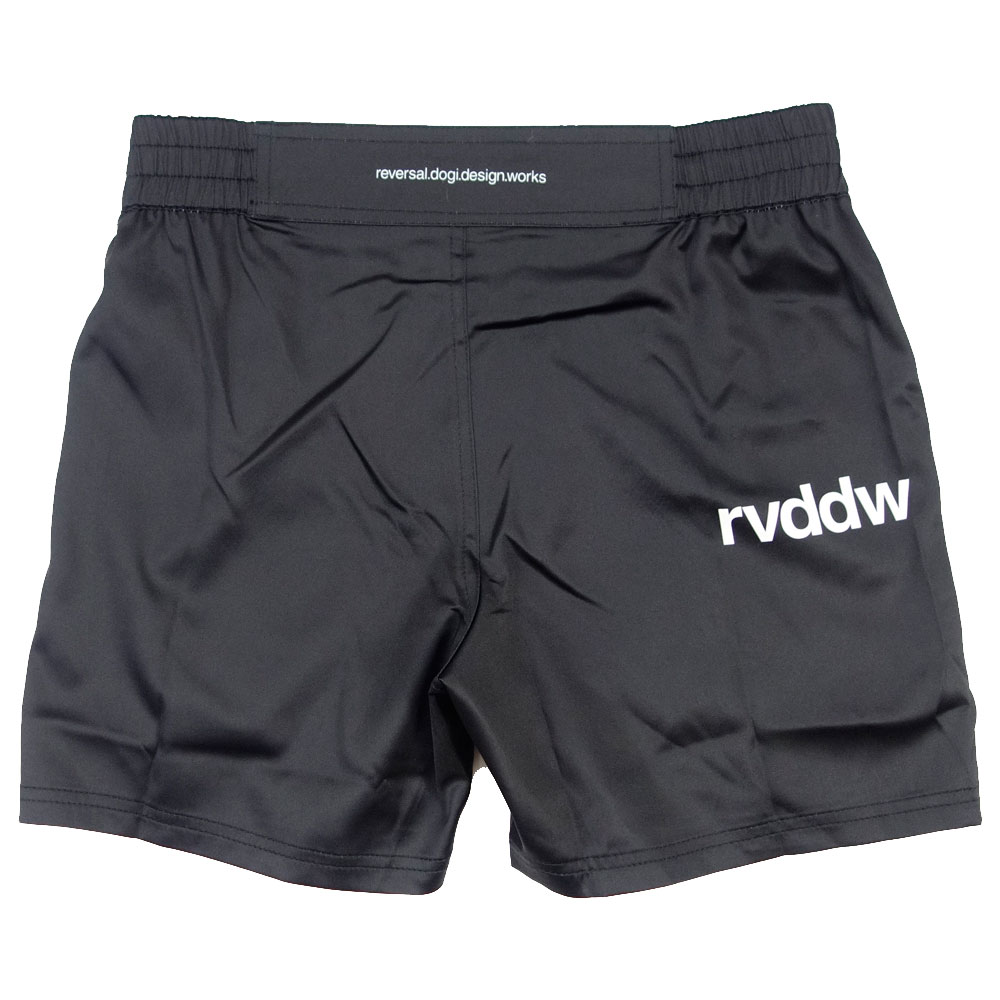 【reversal/リバーサル】サイドスリット アクティブショーツ/STRETCH SATIN SHORT LENGTH ACTIVE SHORTS w/POCKET rv21aw604｜ハーフパンツファイトパンツ スポーツ ジム フィットネス 格闘技