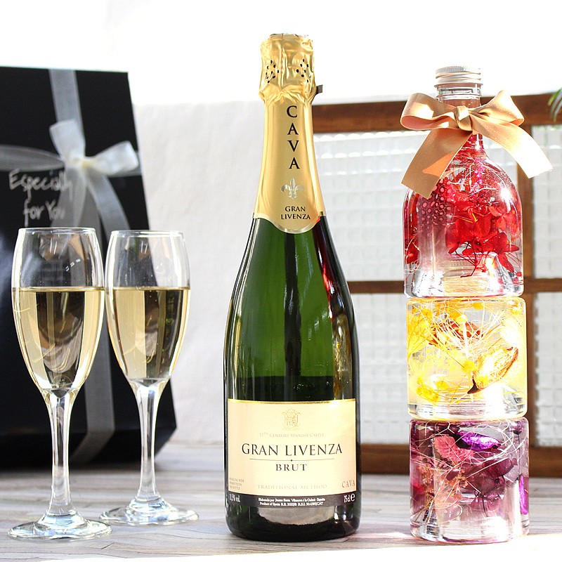 プレゼント クリスマス 花 プリザーブドフラワー ギフト ワイン お酒 花 ギフト 誕生日 女性 女友達 母 結婚祝い お祝 お花とお酒セット Flannerica 通販 Paypayモール