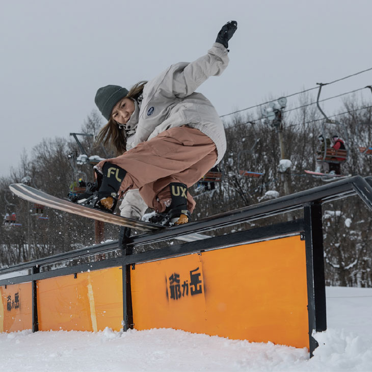 NIDECKER（ナイデッカー） 25-26 サブリナ SABRINA SNOWBOARD