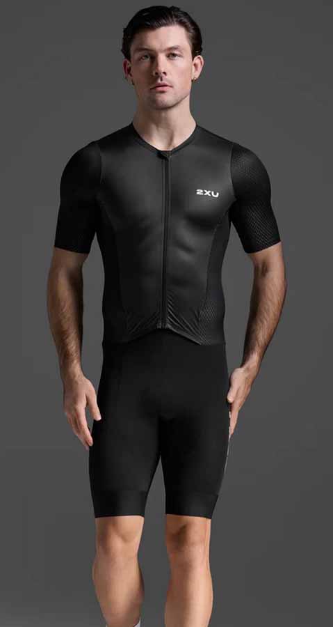2xu（自転車用 トライアスロンウェア）｜サイクルウェア、ヘルメット