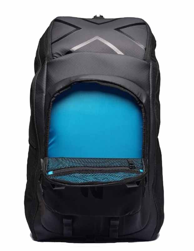 送料無料 大会会場への移動に 2XU トランジション バッグ