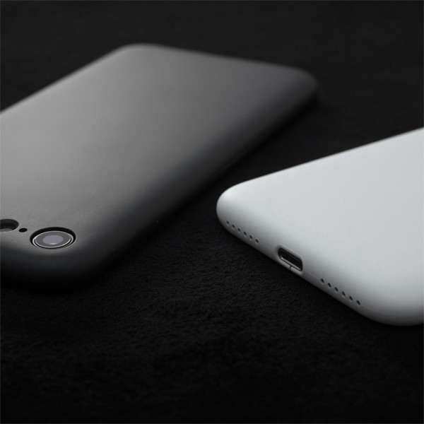MYNUS iPhone SE CASE アイフォンケース（iPhone SE第3世代/第2