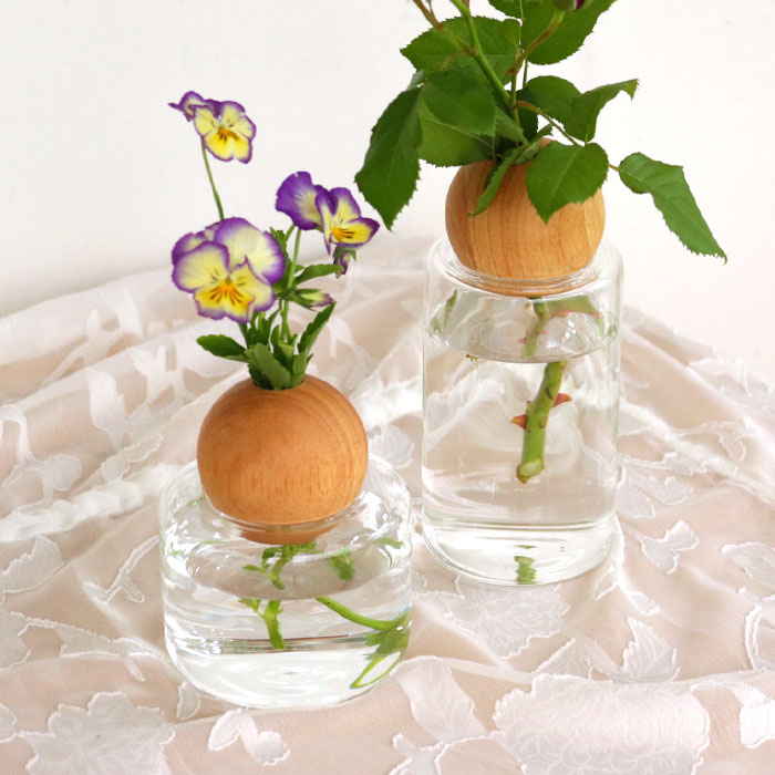c*e様 【美品・箱付き】バカラ／クリスタル 花瓶 フラワーベース 一輪挿し 花 バカラ Baccarat ローズ Rose フラワーベース flower vase
