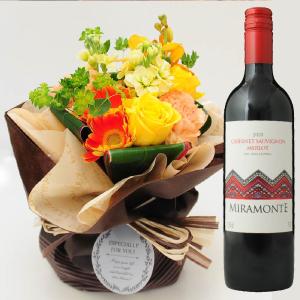 誕生日 プレゼント 花束 お祝い 花と赤ワイン そのまま飾れる不思議なブーケとチリ産ワインミラモンテ...